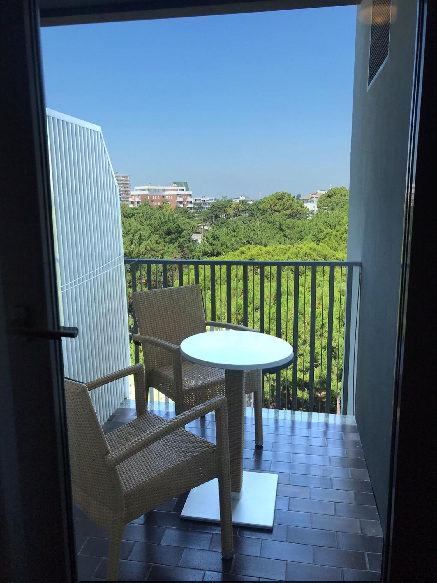 Hotel Bella Venezia Mare Lignano Sabbiadoro Exterior foto